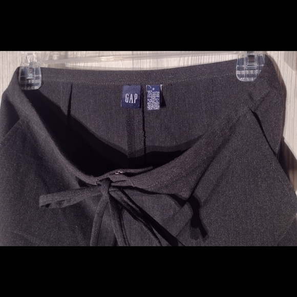 Like new skirt from GAP - Picture 6 of 10